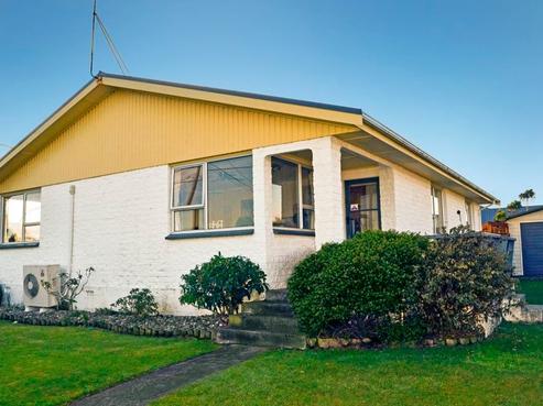 76 Edinburgh Crescent, Waikiwi