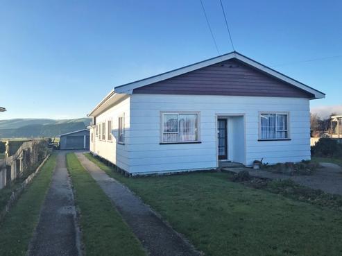 5 Ryley Street, Owaka