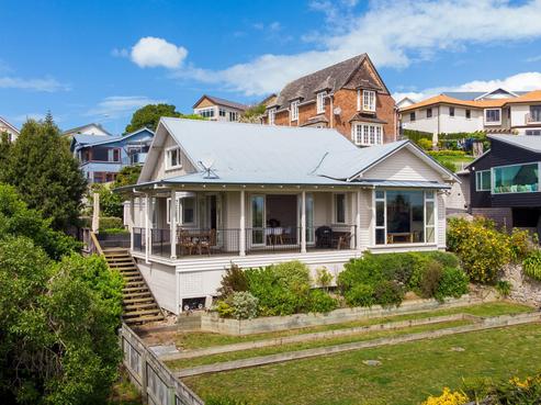 18 Roslyn Road, Napier Hill