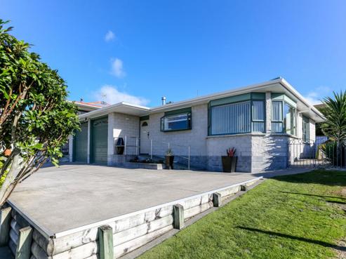 74 Barrett Road, Whalers Gate