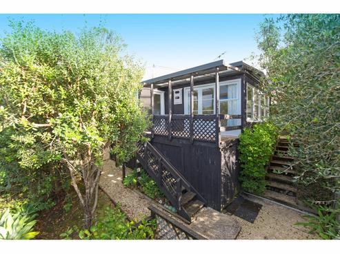 11 Kauri Road, Stanmore Bay