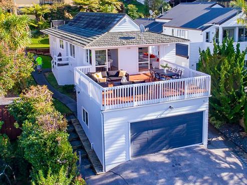 56 Wyoming Avenue, Murrays Bay