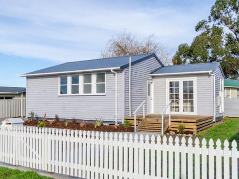 8 George Street, Solway