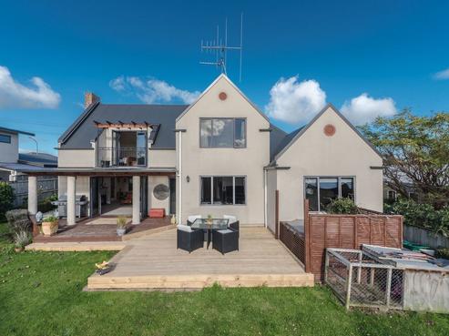 69 Rototuna Road, Rototuna