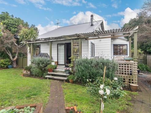 117 Rosetta Road, Raumati South