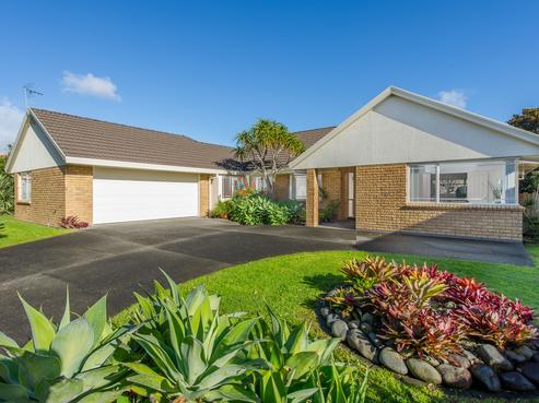 12 Hagen Close, Golflands