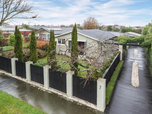 7 Claridges Road, Casebrook
