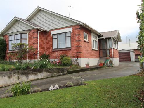 45 Preston Street, West End