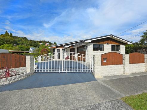 135 Stokes Valley Road, Stokes Valley