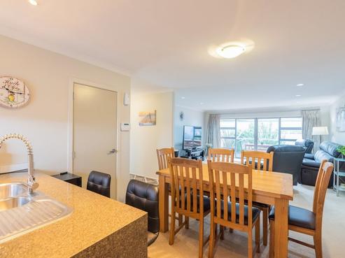 11 Jeannie Way, Waikanae Beach