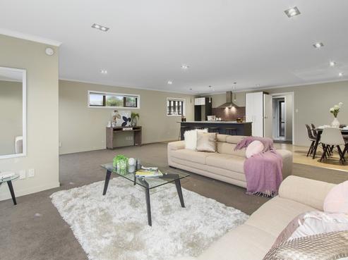 32 Menin Road, Raumati South