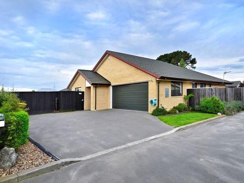 41 Bayswater Crescent, Bromley