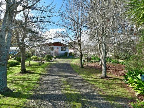 15 Te Moau Avenue, Parakai