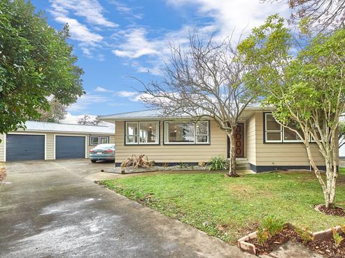 24 Saturn Crescent, Milson