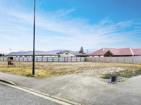 16 Lakeland Avenue, Twizel