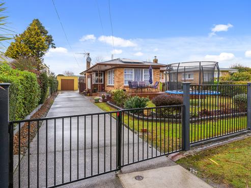 6 La Trobe Place, Utuhina