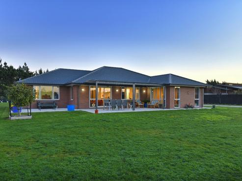 5 Cullen Avenue, Swannanoa