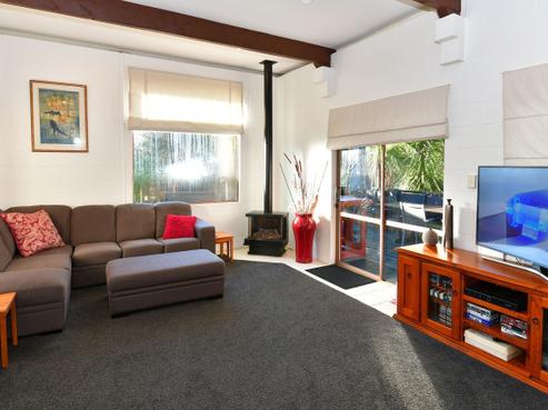 2/46 Glamorgan Drive, Torbay