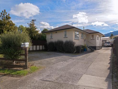 60 Meadowbank Crescent, Fordlands