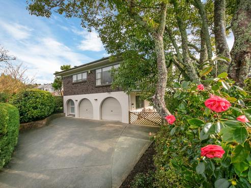 25 South Lynn Road, Titirangi