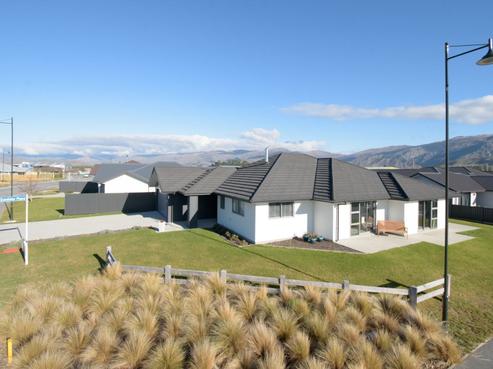 22 Stowell Drive, Cromwell