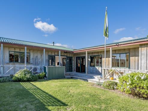 13 Moana Street, Otaki Beach