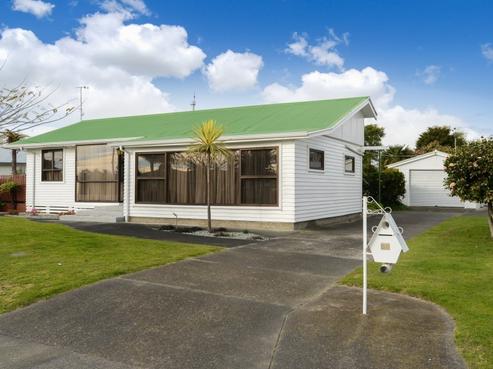 38 Warwick Crescent, Taradale
