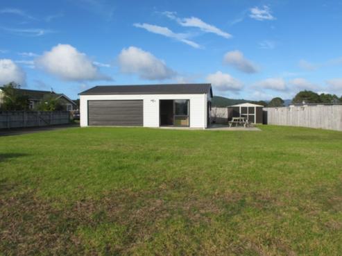 106 Ngaio Drive, Matarangi