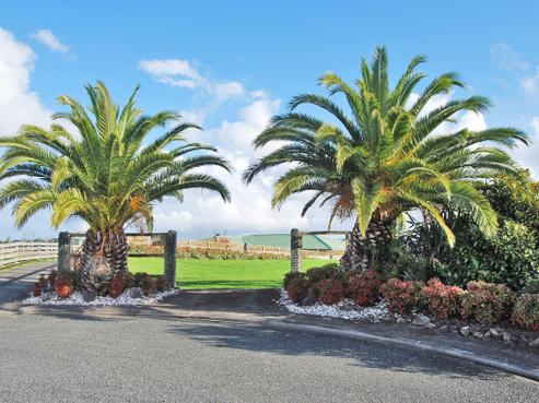 12 Kotare Crescent, Paparoa