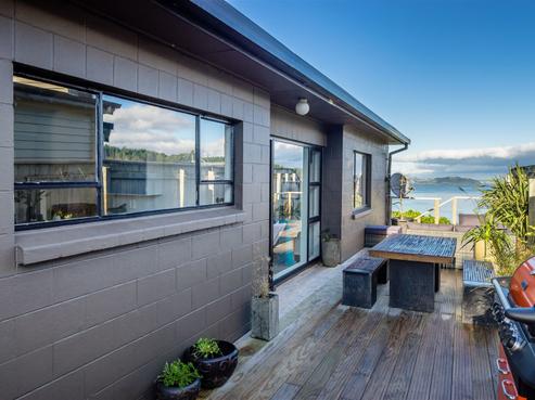 6 Pine Tree Lane, Korokoro