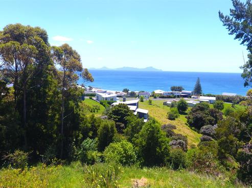 25 Lang Road, Langs Beach