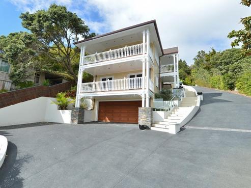 2 Pitt Street, Russell