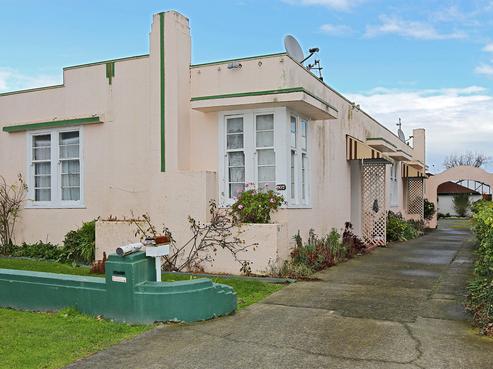 507 Queen Street East, Hastings
