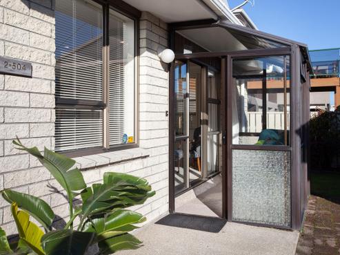 2/504 Devon Street East, Strandon