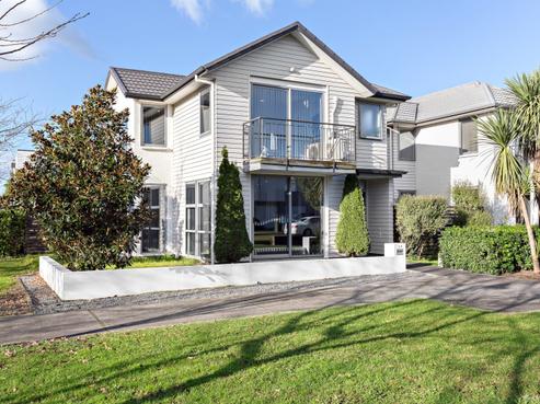39 Phar Lap Crescent, Takanini