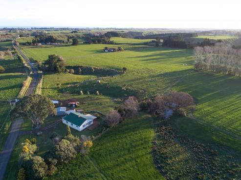 399 Western Line, Brunswick