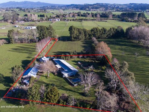 18 Houghton Road, Ngahinapouri
