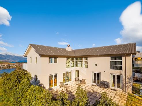 74 Hensman Road, Queenstown Central