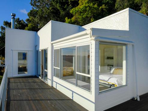 12 Ivanhoe Road, The Cove