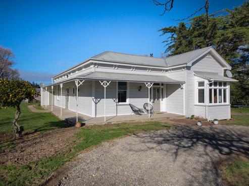 1764 Kimbolton Road, Cheltenham