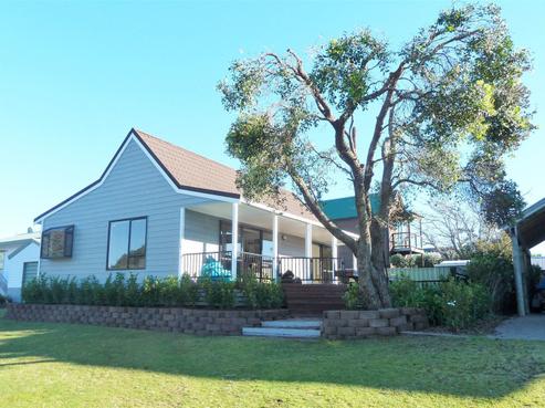 1A Champion Place, Pauanui