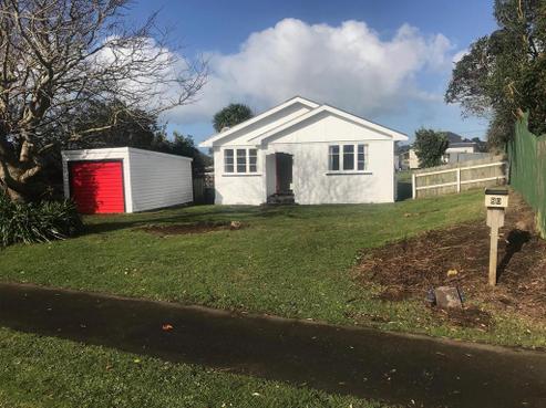 80 South Road, Manaia