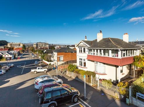 9 Union Street, North Dunedin
