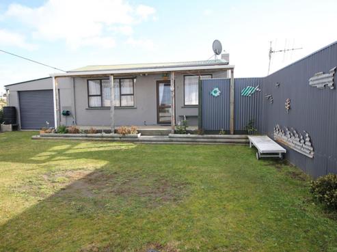 2/10 Thomas Place, Foxton Beach