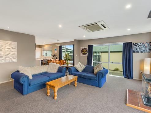 24 Jocelyn Street, Casebrook