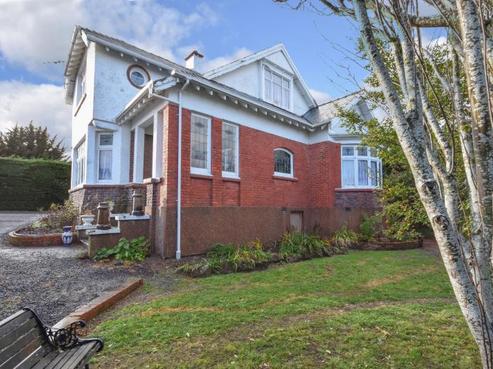 8 Alton Avenue, Musselburgh