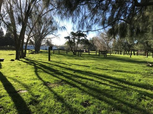 142 Old Hill Road, Tahuna