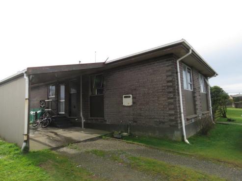 68 Kilmarnock Avenue, Strathern