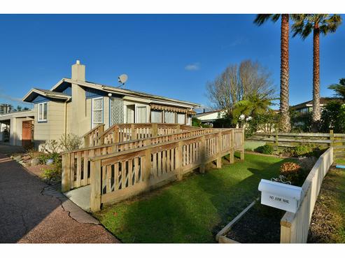 7 Lillian Place, Orewa