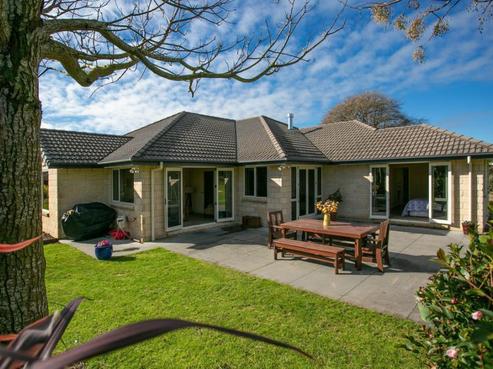 114 Amelia Place, Leamington